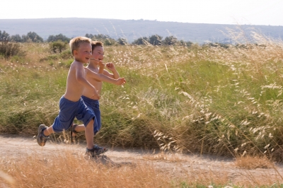 boys running